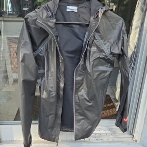 Columbia Women's Charcoal Raincoat